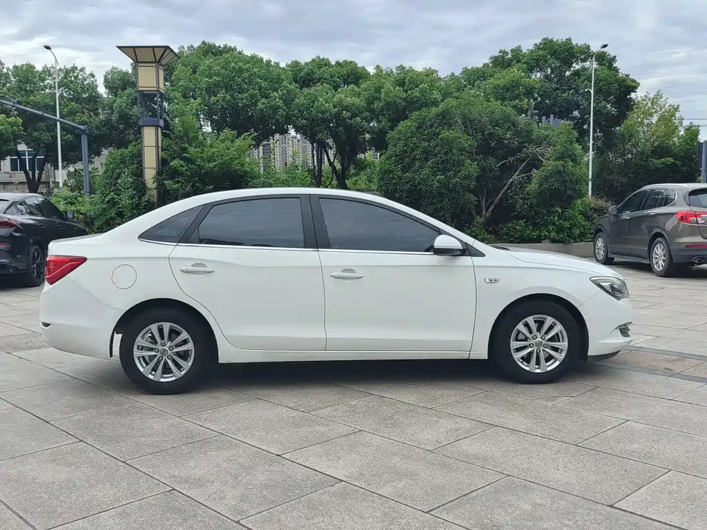 Buick Excelle 2017