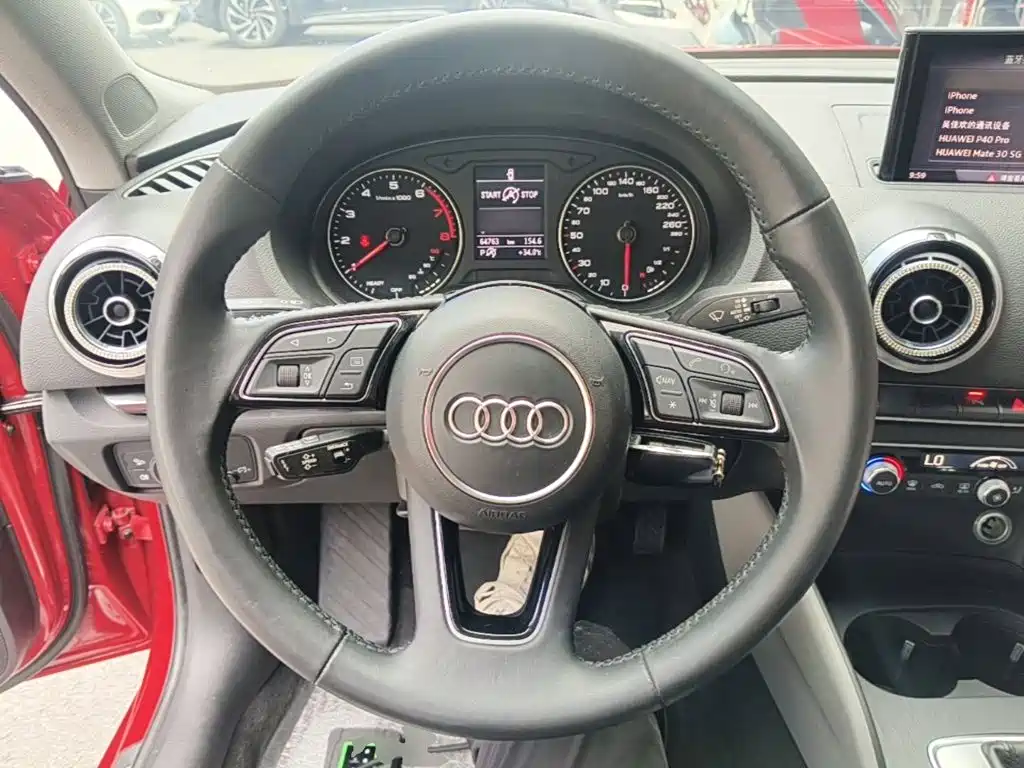 Audi A3 2018 — фото 11