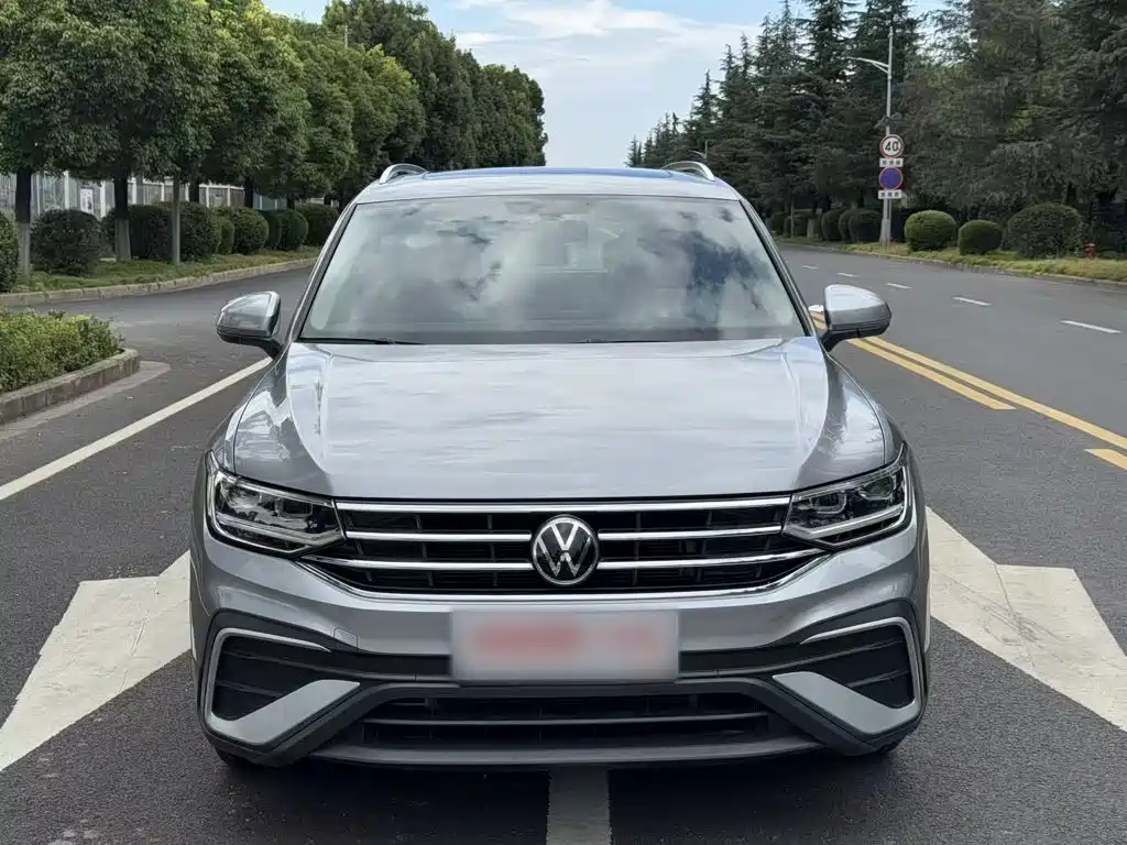 Volkswagen Tiguan L 2022 — фото 4