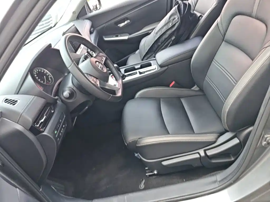 Nissan Sylphy 2023 — фото 15