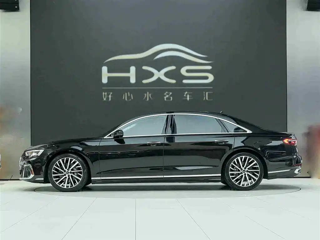 Audi A8 2024