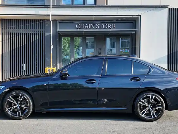 BMW 3 Series 2021