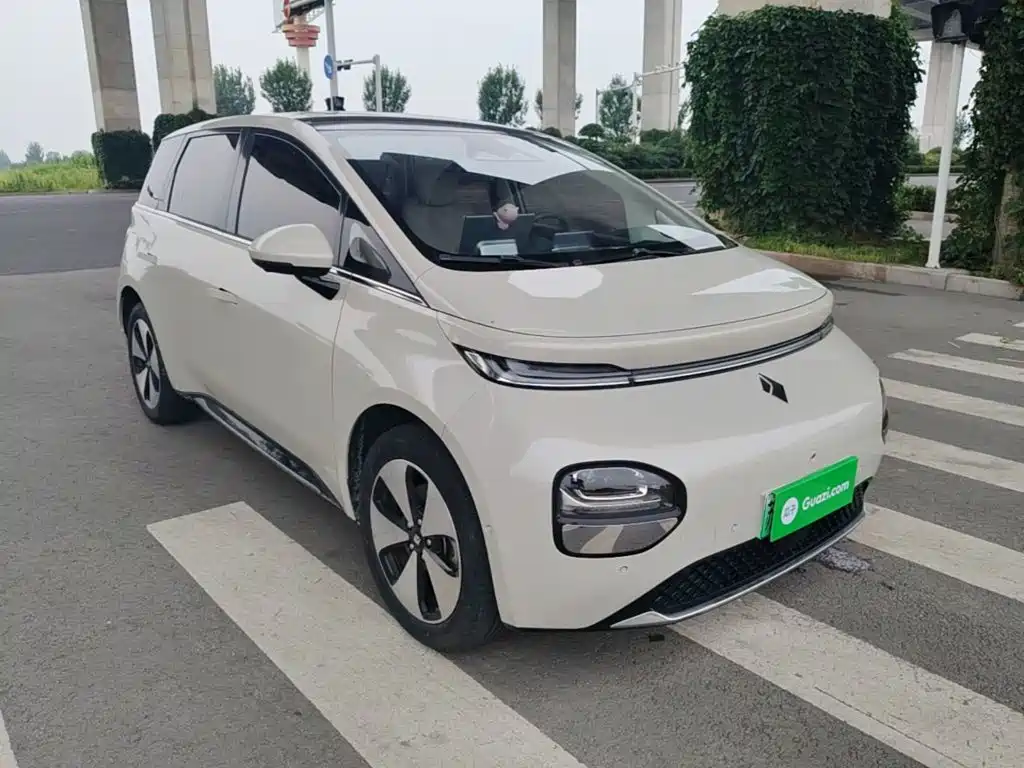 Baojun Clouds 2024