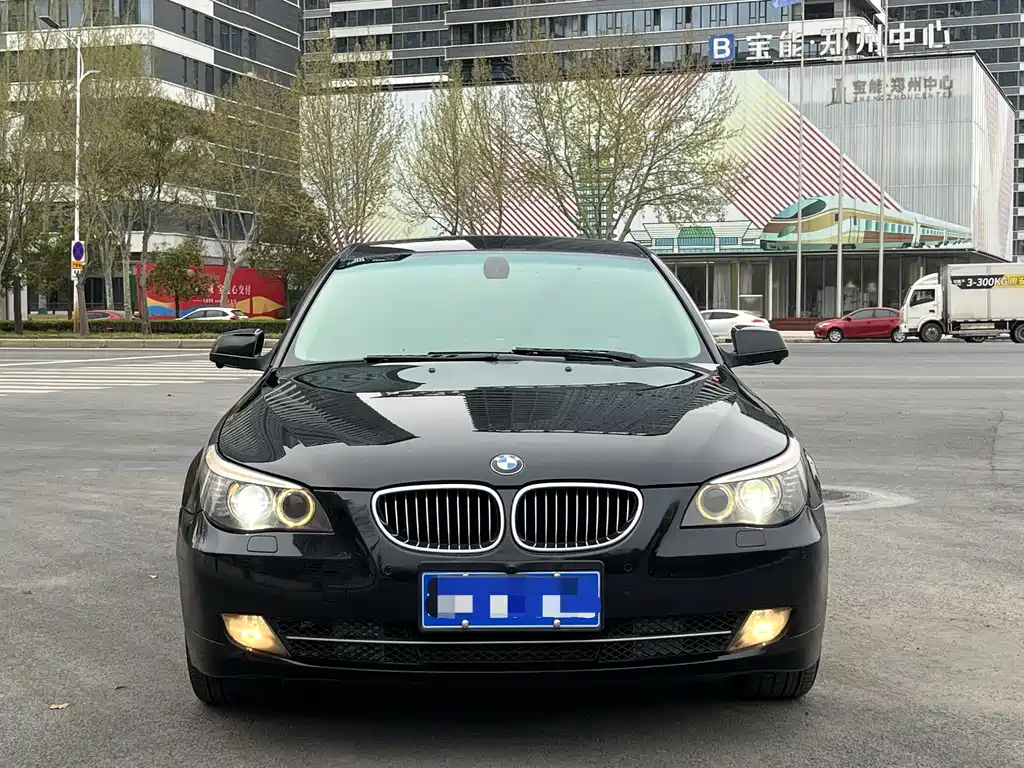 BMW 5 Series 2009 — фото 2