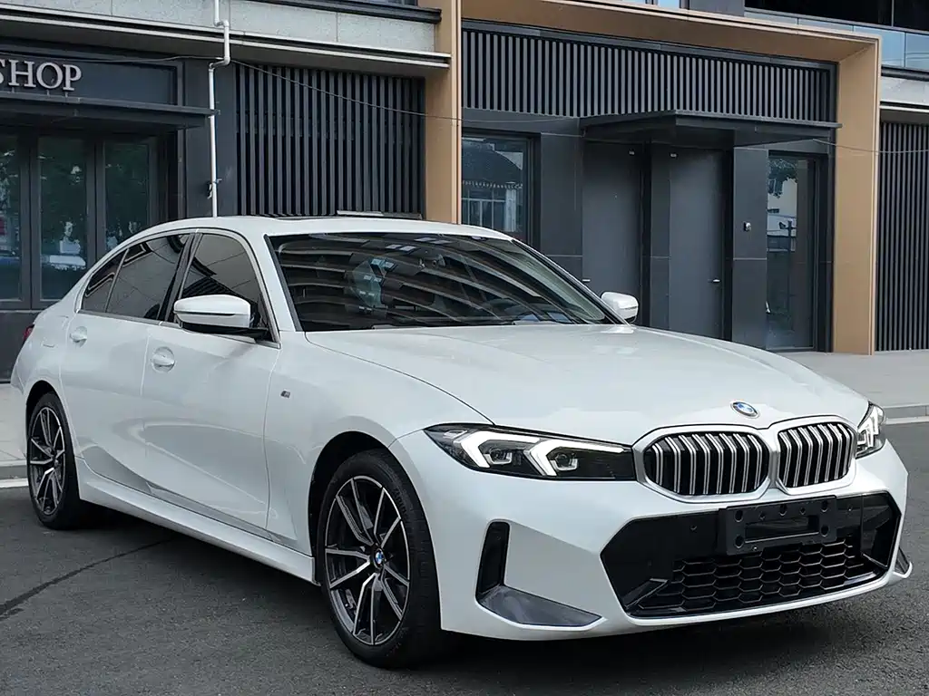 BMW 3 Series 2024