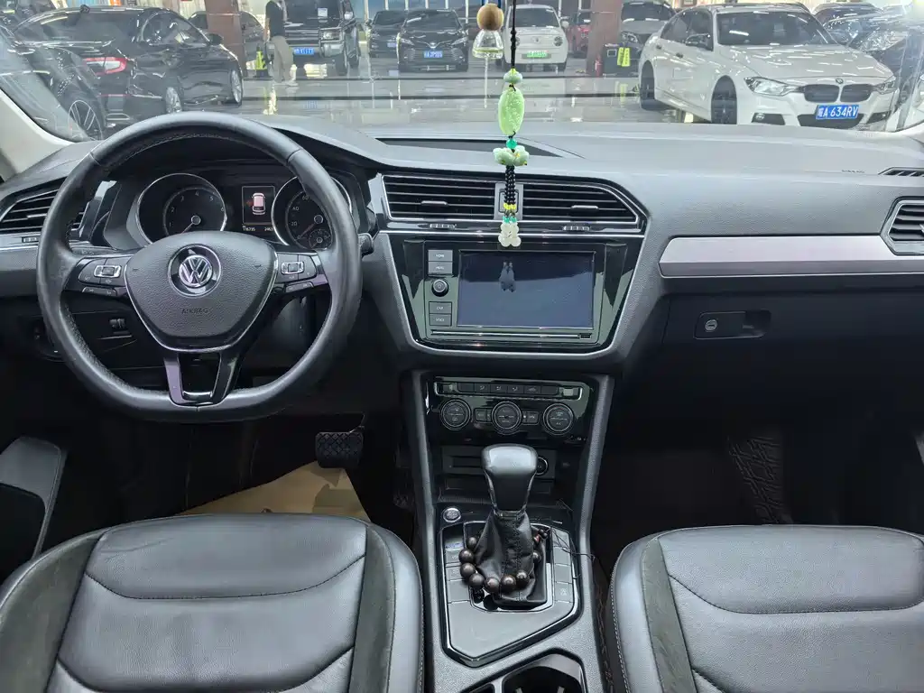 Volkswagen Tiguan L 2019