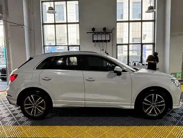 Audi Q3 2023