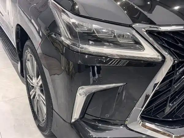 Lexus LX 2016