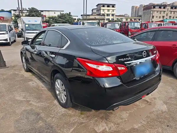 Nissan Teana 2018