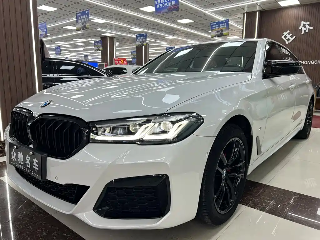 BMW 5 Series 2021