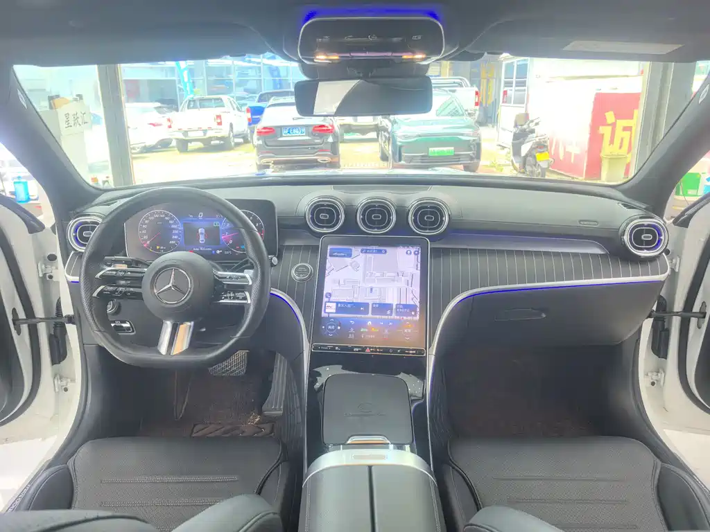 Mercedes-Benz C-Class 2022 — фото 10