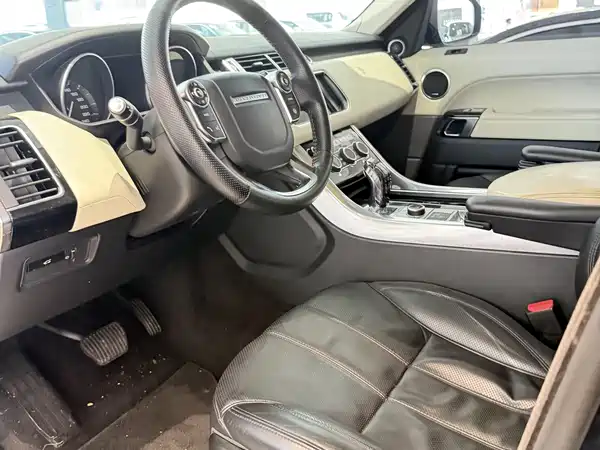 Land Rover Range Rover Sport 2014