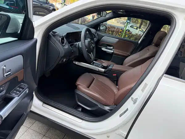Mercedes-Benz GLB 2022