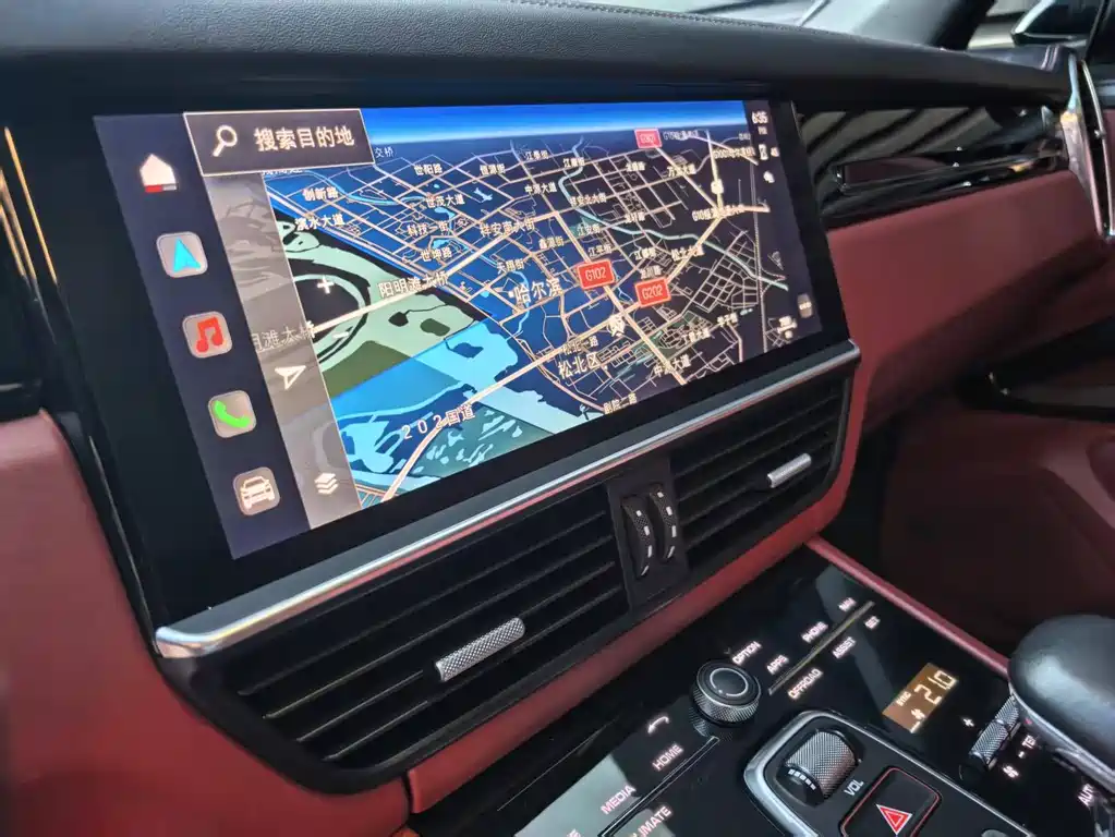 Porsche Cayenne Hybrid 2022 — фото 10