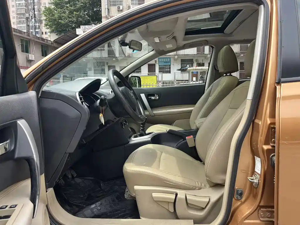 Nissan Qashqai 2015