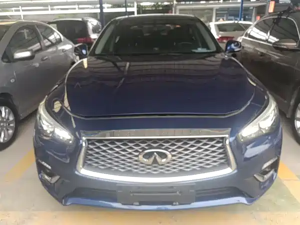 Infiniti Q50L 2018