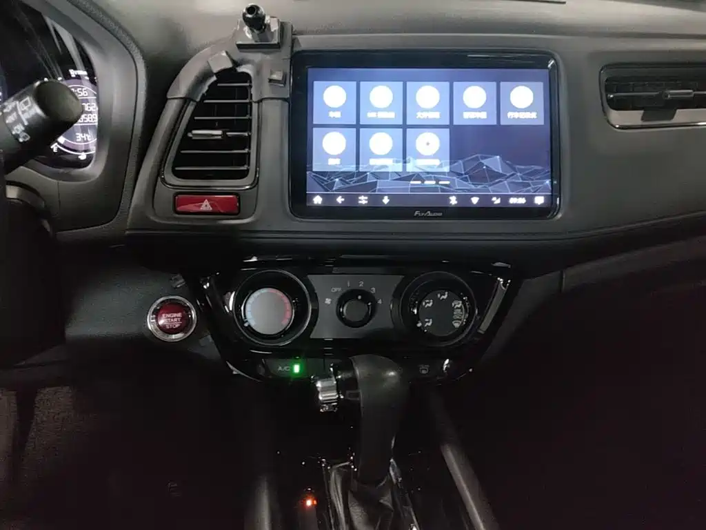Honda Vezel 2018 — фото 13