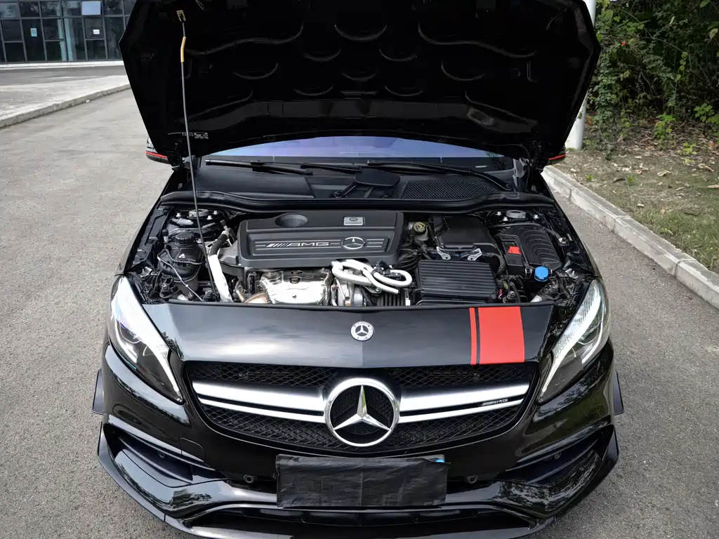 Mercedes-Benz A-Class AMG 2018 — фото 12