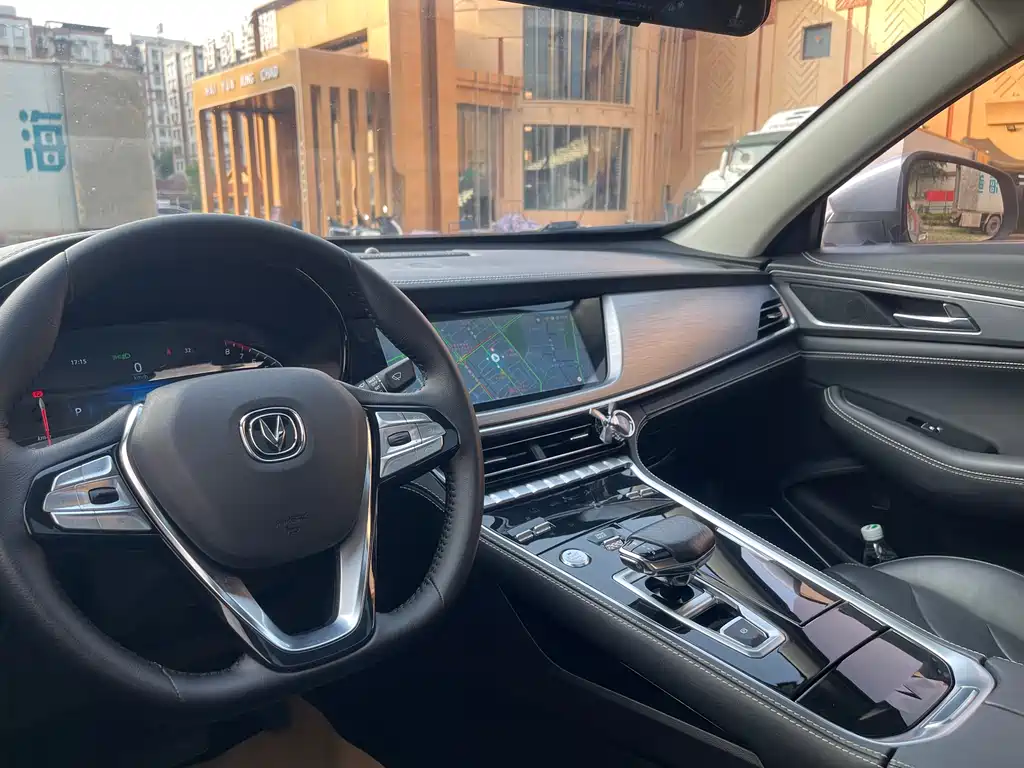 Changan CS85 COUPE 2020 — фото 15