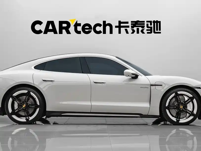 Porsche Taycan 2020 — фото 10