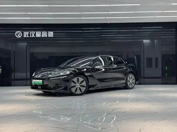 Denza Z9GT 2024