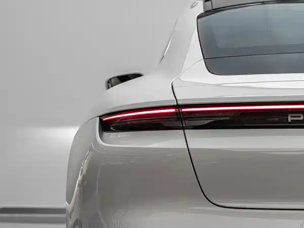 Porsche Taycan 2020