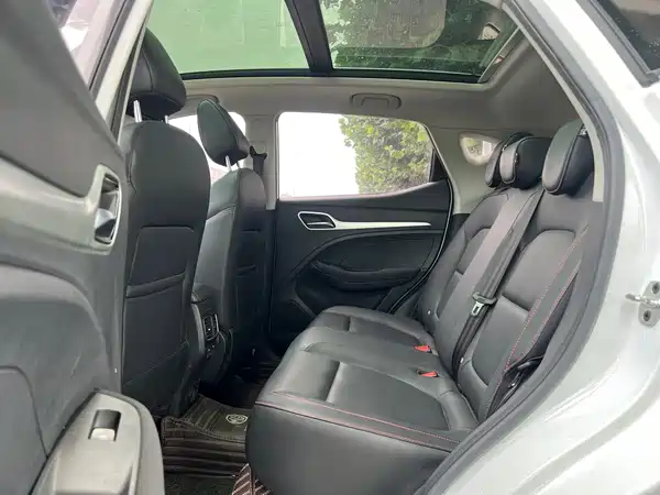 MG ZS 2021