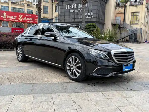 Mercedes-Benz E-Class 2016