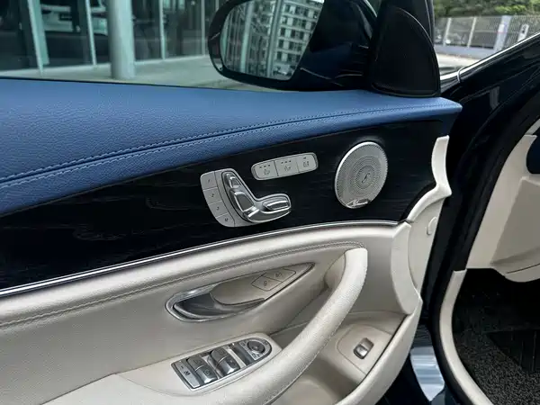 Mercedes-Benz E-Class 2023
