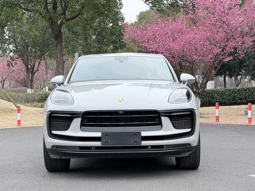 Porsche Macan 2022 — фото 2