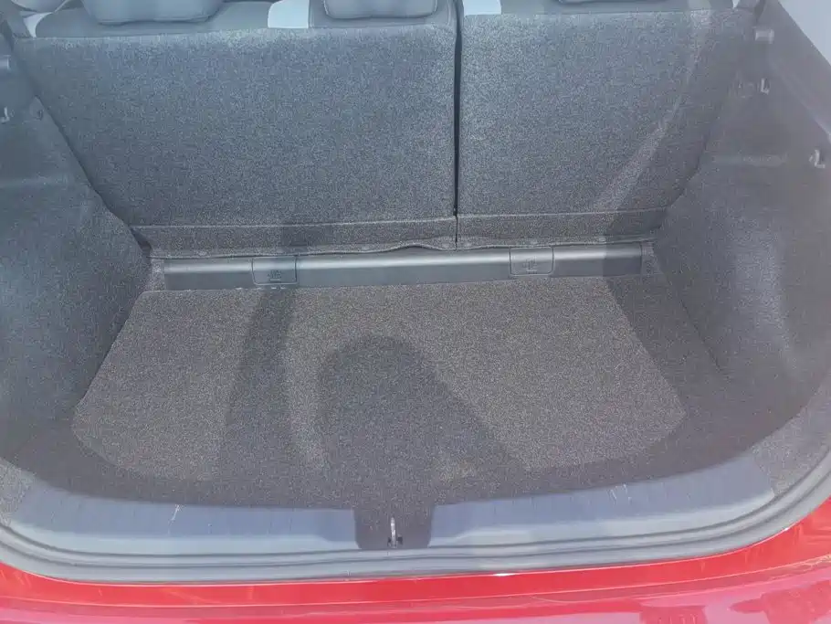 Toyota Yaris L 2021