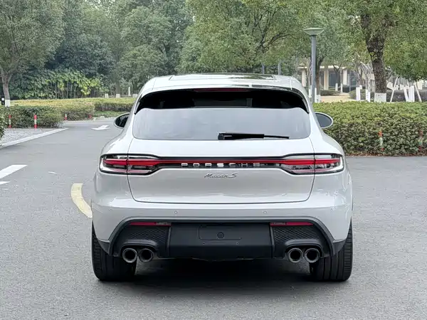 Porsche Macan 2022