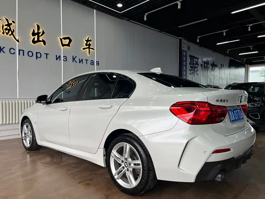 BMW 1 Series 2022