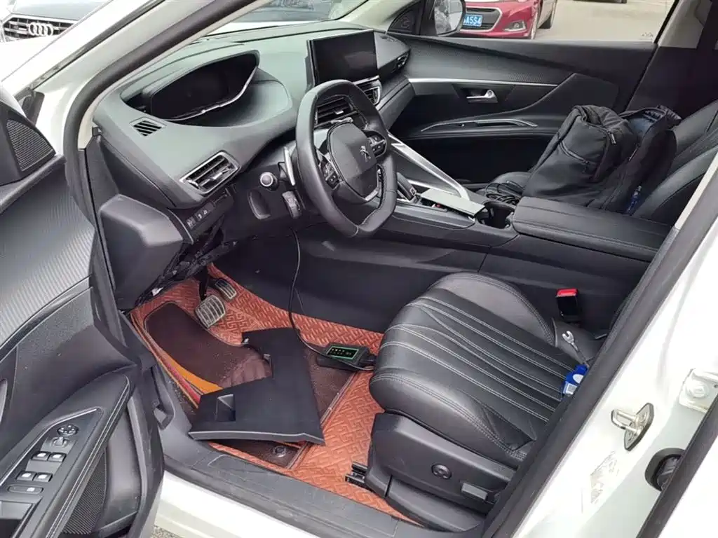 Peugeot 4008 2021 — фото 11
