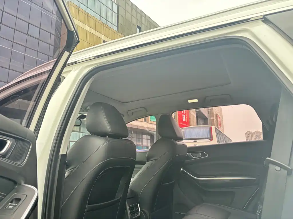 Chery Tiggo 8 2018 — фото 10