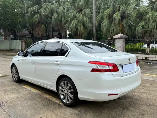 Peugeot 408 2017