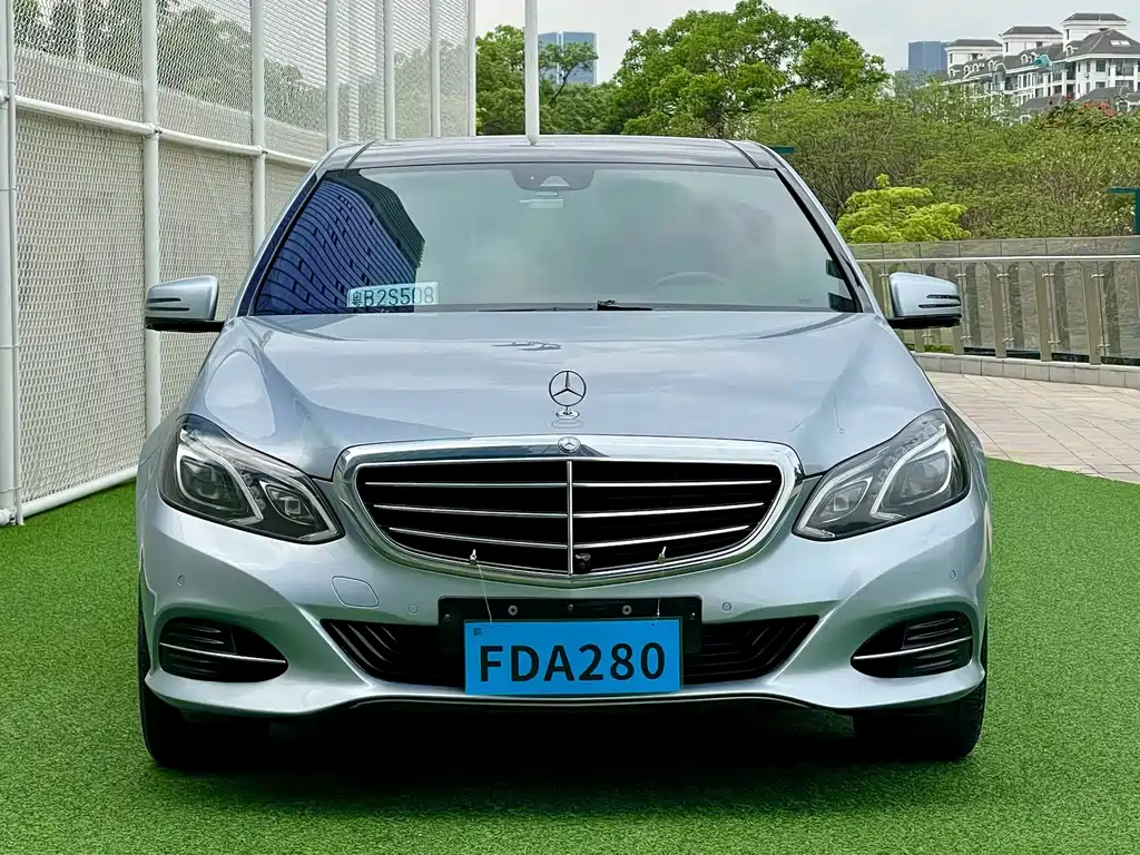 Mercedes-Benz E-Class 2013 — фото 2