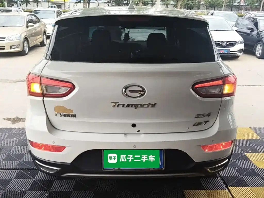 GAC Motor Trumpchi GS4 2017 — фото 6