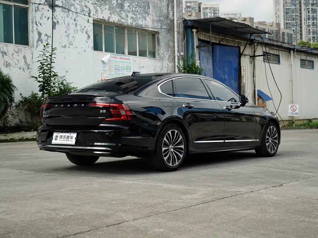 Volvo S90 2022 — фото 9