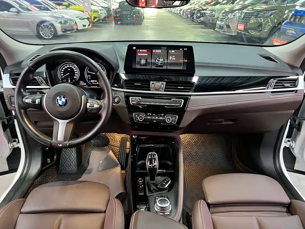 BMW X2 2022 — фото 11