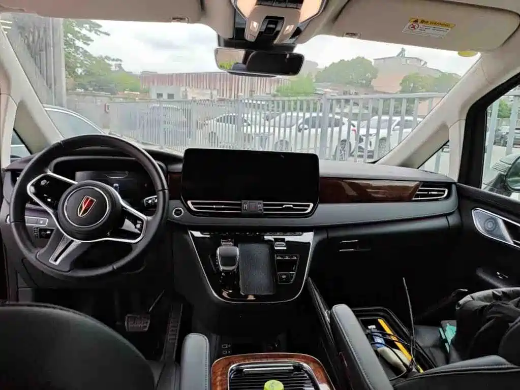 Hongqi HQ9 PHEV 2024