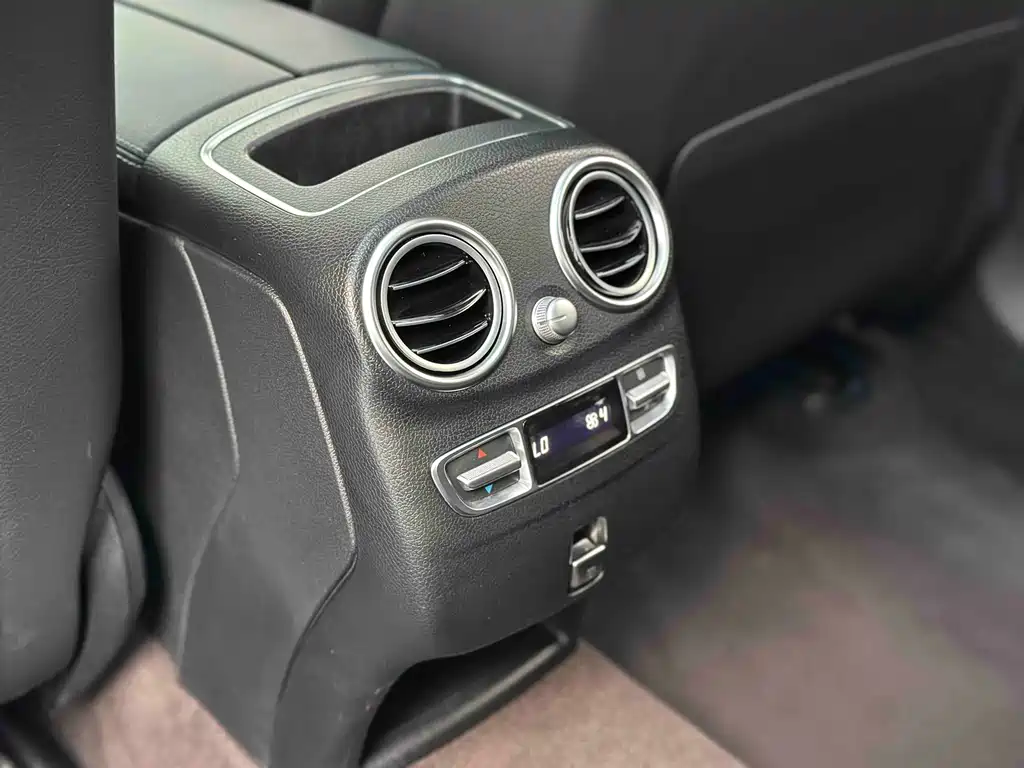 Mercedes-Benz GLC 2022 — фото 14