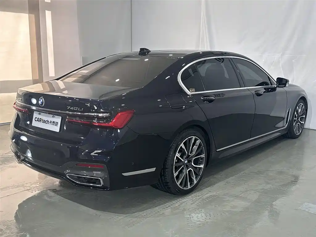BMW 7 Series 2022 — фото 19