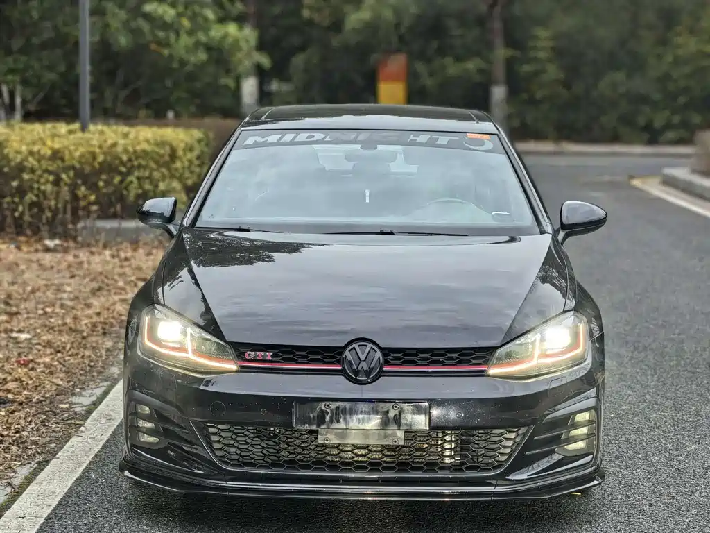 Volkswagen Golf GTI 2018 — фото 5