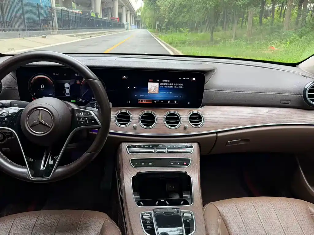 Mercedes-Benz E-Class New Energy 2021 — фото 9