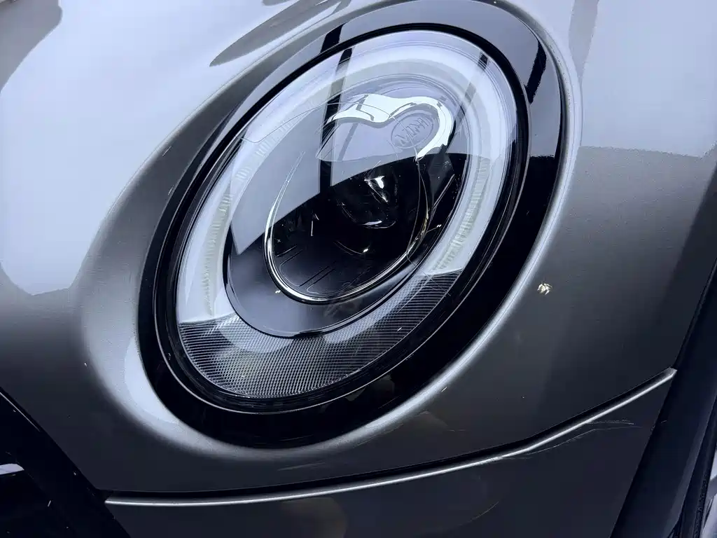 MINI Clubman 2019 — фото 11