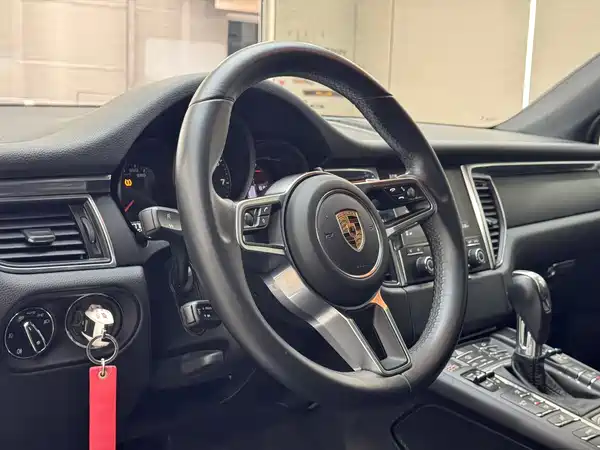Porsche Macan 2017