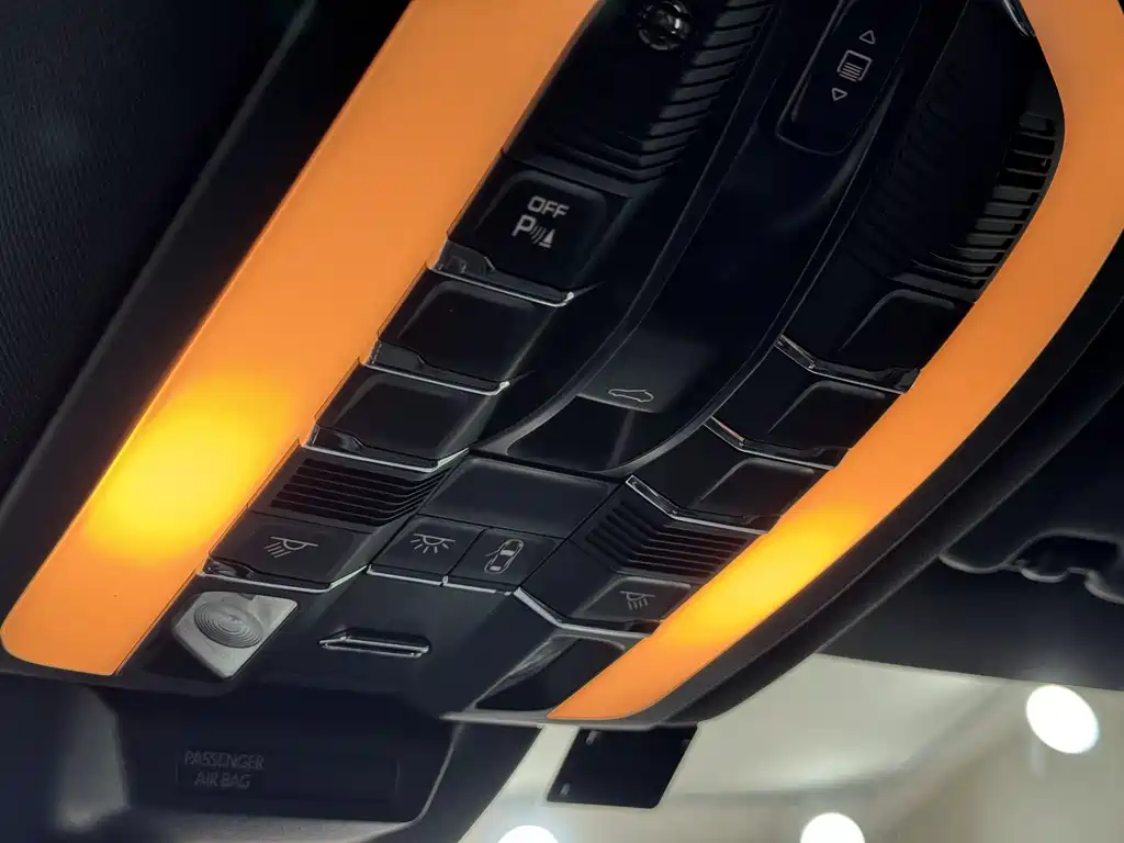 Porsche Macan 2016 — фото 13