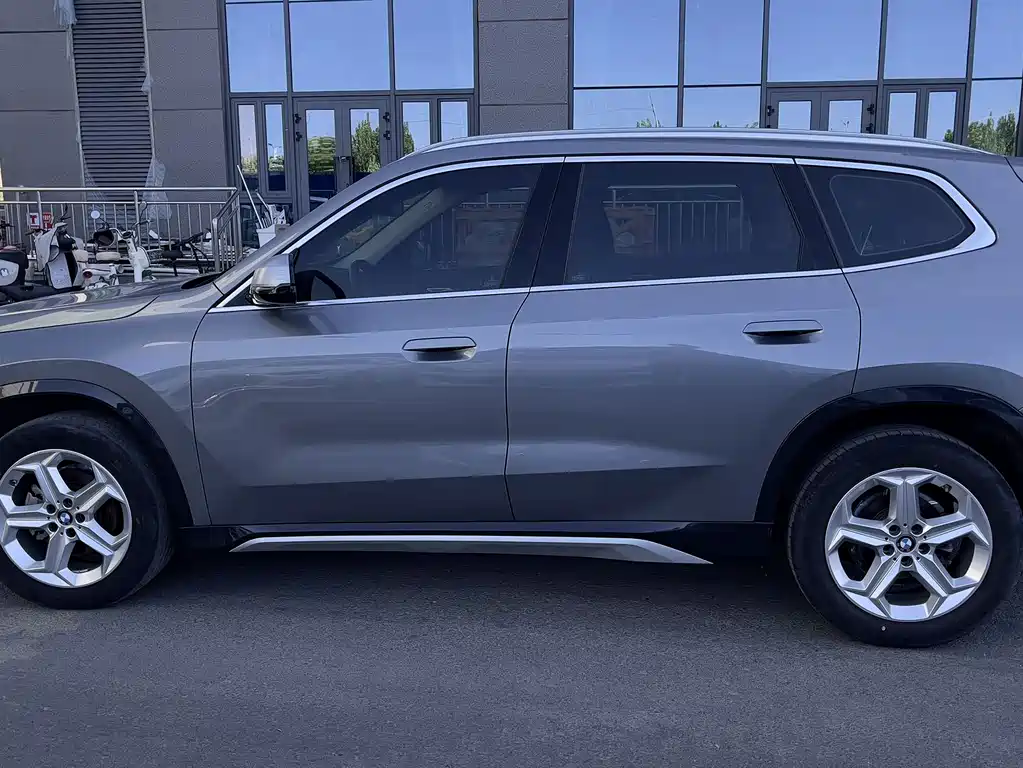 BMW X1 2023
