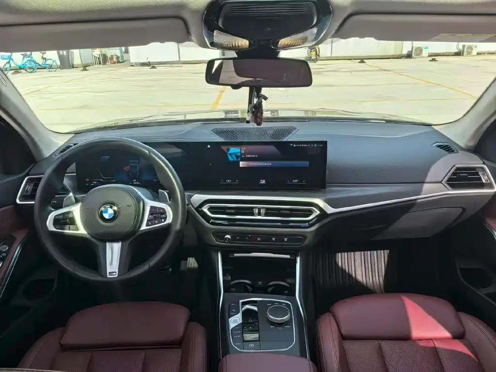 BMW 3 Series 2023